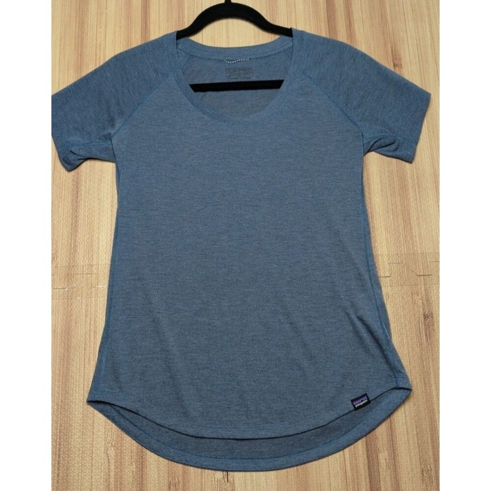 Patagonia Capilene Cool Trail T Shirt Womens XS Blue Scoop Neck Outdoor Hiking